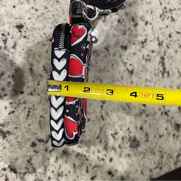NWOT Brighton Hearts A Flutter Utility Bag Black Red Heart Pattern Crossbody New - Picture 11 of 11